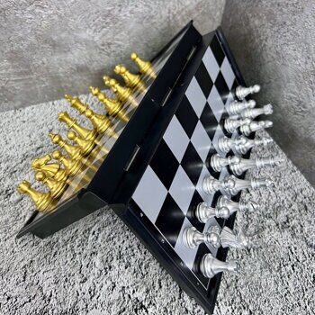 Шахматы магнитные средние "Золото-серебро" 25х25 см