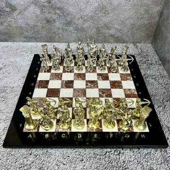 Шахматы подарочные с металлическими фигурами "Лучники", доска креноид 40х40 см